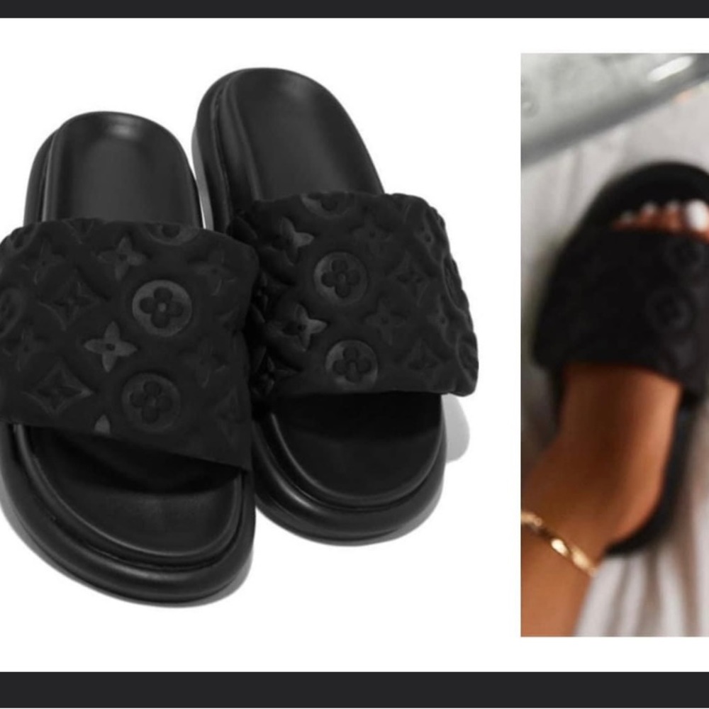 NEW Super cute Size 9 black slides